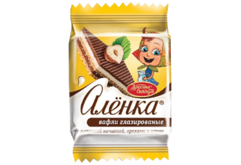 Вафли Аленка глазированные с молочной начинкой, орехами и какао